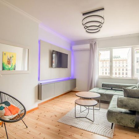 A Luxurious 2 Bedroom Apartment In Center 索菲亞 外观 照片